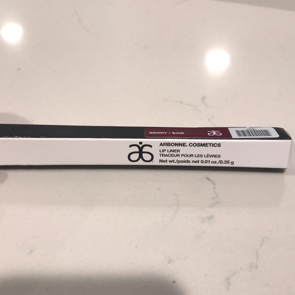 Arbonne lip liner
